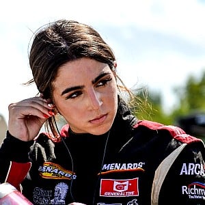 Quinn Davis (Racer)