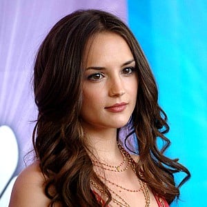 Rachael Leigh Cook