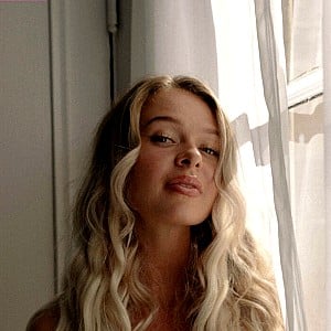 Rachel Anne Rayy