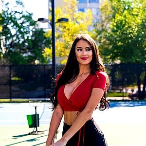 Rachel Stuhlmann