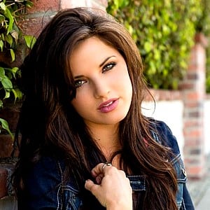 Rachele Brooke Smith