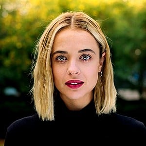 Raechelle Banno