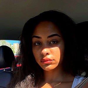 Raina Morris