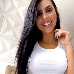 Rainha Hotwife