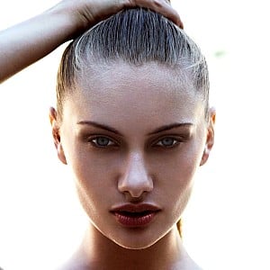 Raluca Mos