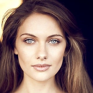 Raluca Mos