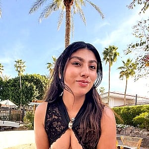 Rayna Reyes