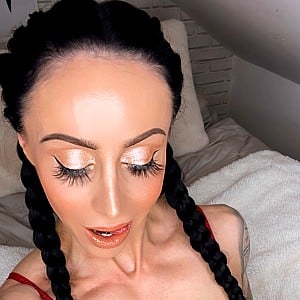 Rebecca Jade
