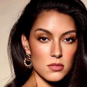 Rebecca Mir