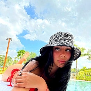Reina Cosmo