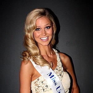 Renae Ayris