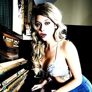 Renee Olstead
