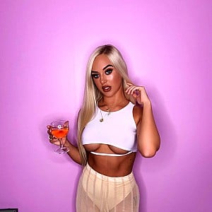 Rhiannon Blue