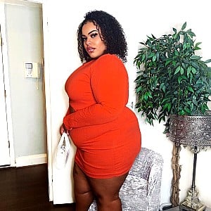 Ria Janine