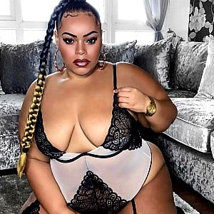 Ria Janine
