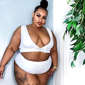 Ria Janine