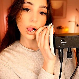 Ricarda (ASMR Star)