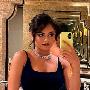 Riddhi Kumar