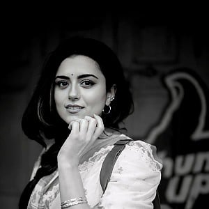 Ridhi Dogra