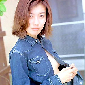 Rie Tomosaka