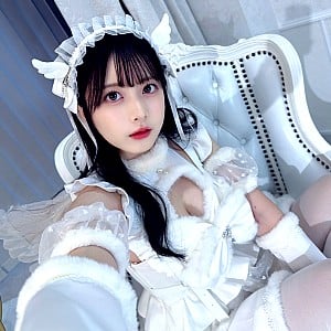 Rina Tsukishiro