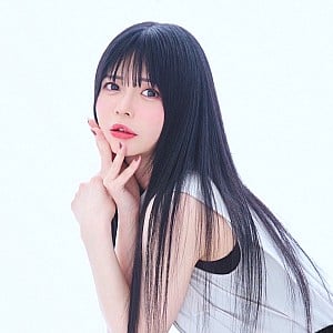 Risa Tsumugi