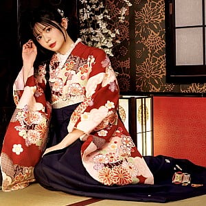 Risa Tsumugi