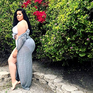 RoeThaBarbie