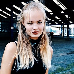 Romi Van Renterghem