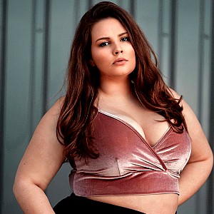 RomyCurvy