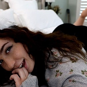 Rose ASMR