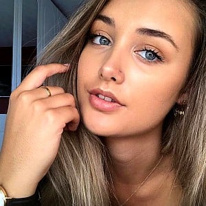 Rosie Lewis
