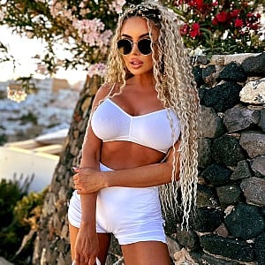 Roxana Vasniuc
