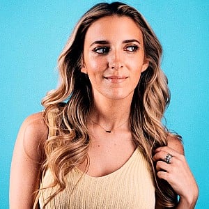 Roxy Striar