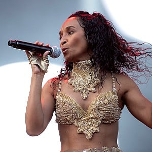 Rozonda Thomas