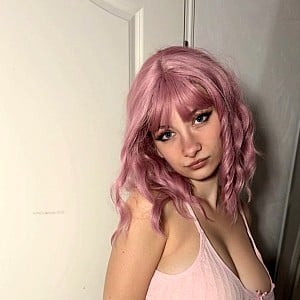 Ruby Collins (Onlyfans)