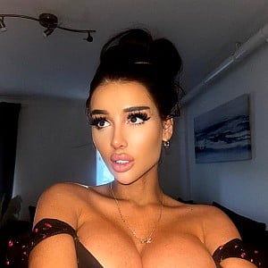 Ruby Natalie