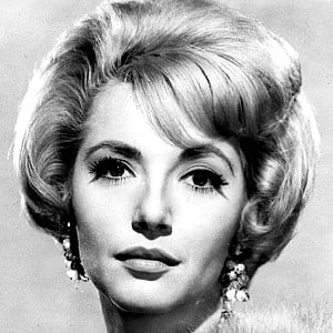 Ruta Lee