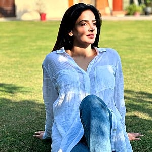 Saba Qamar