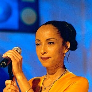 Sade Adu