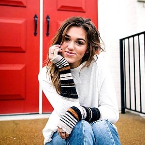Sadie Robertson