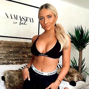 Saffron Barker