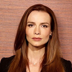Saffron Burrows