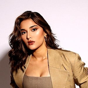 Saiee Manjrekar