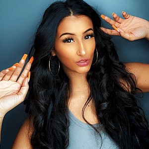 Salha Aziz