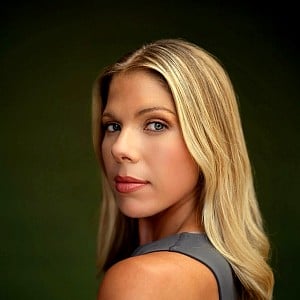 Samantha Brown (Actress)