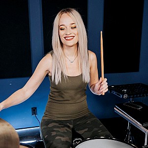 Samantha Landa