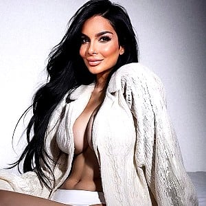 Samantha M Ortiz