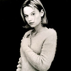 Samantha Mathis