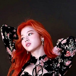 Sana Minatozaki